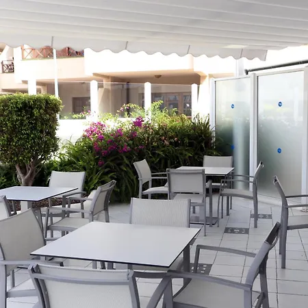 Lägenhetshotell Hotel-apartamentos Andorra 3*