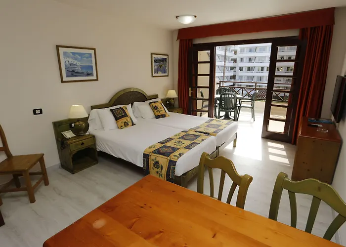 Aparthotel Hotel-apartamentos Andorra 3*