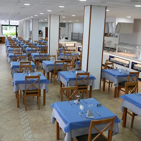 Aparthotel Hotel-apartamentos Andorra 3*