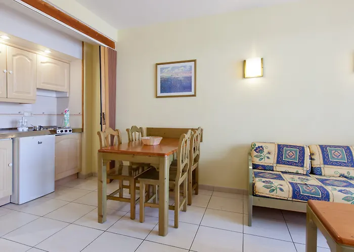 Hotel-apartamentos Andorra מלון דירות פלאייה דה לאס אמריקס