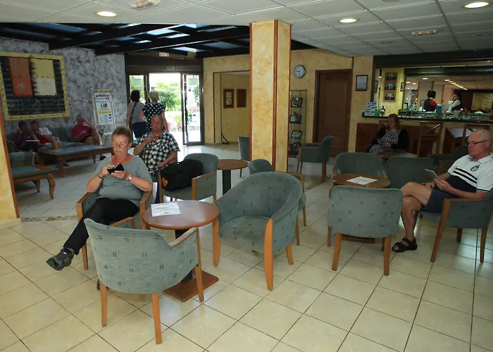 Aparthotel Hotel-apartamentos Andorra Playa de las Américas