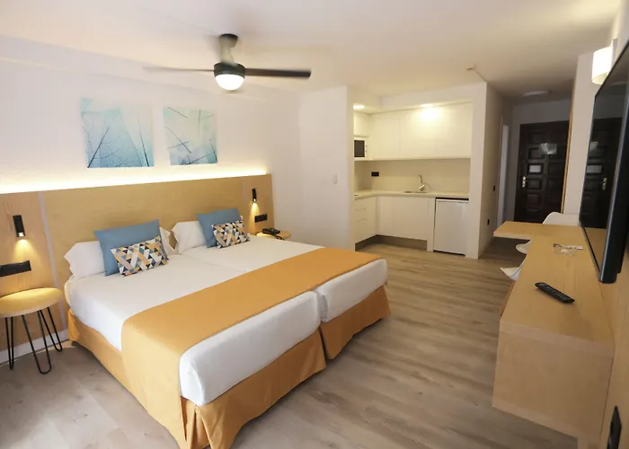 Aparthotel Hotel-apartamentos Andorra 3*